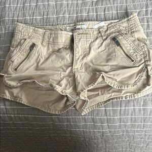 Hollister Women's Beige Cargo Shorts